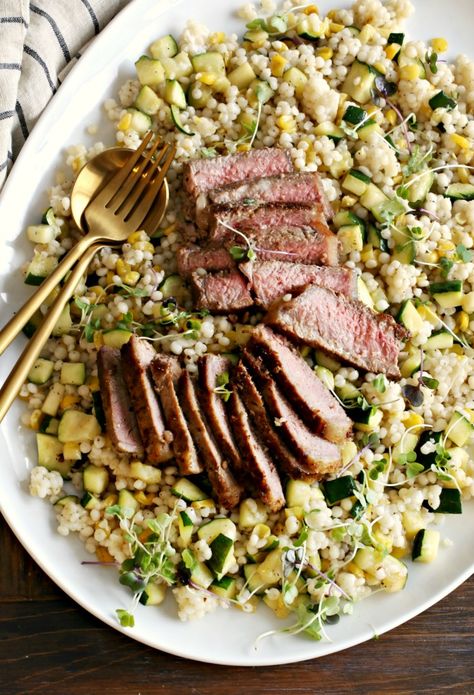 Steak-and-Couscous-Salad-1 Steak And Couscous Recipes, Steak And Couscous, Beef Couscous, Corn And Zucchini Salad, Turkey Steak Recipes, Recipes Couscous, Warm Pasta Salad, Lunch Dishes, Corn And Zucchini