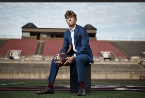 Senior Football Photography, Football Senior Photos, Mommy Photography, Senior 25, Sr Photos, Football Senior Pictures, Boy Senior Portraits, Football Dress, Senior Photos Boys