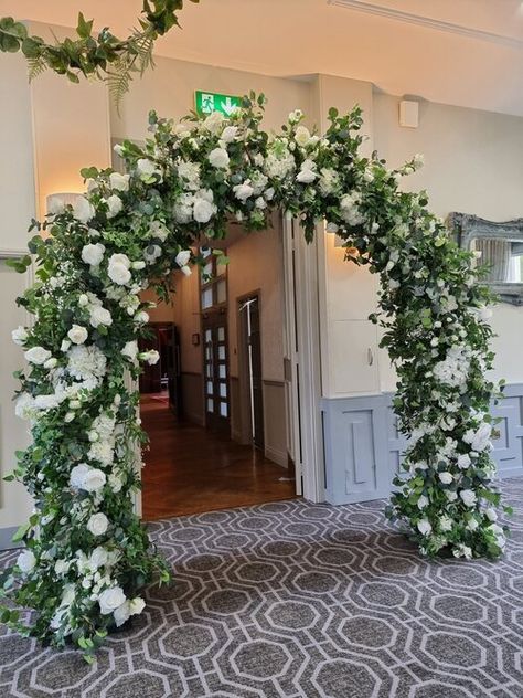 Archway Flowers, Flower Archway, Outdoor Wedding Backdrops, Custom Flowers, Zen Vibes, Outdoor Backdrops, Church Wedding Flowers, Floral Archway, Flower Backdrop Wedding