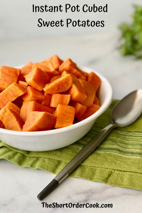 Sweet Potatoes For Baby, Vegan Mashed Sweet Potatoes, Pressure Cooker Sweet Potatoes, Instant Pot Baby Food, Sweet Potato Baby Food, Instant Pot Steam, Boiling Sweet Potatoes, Freeze Sweet Potatoes, Steamed Sweet Potato