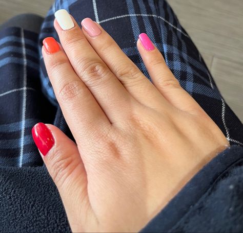 Lesbian Pride Nails Short, Lesbian Color Nails, Lesbian Nail Ideas, Lesbian Nails Design, Lesbian Flag Nails, Lesbian Pride Nails, Lesbian Nail Art, Lgbt Nails, Nancy Core