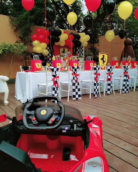 Ferrari First Birthday, Ferrari Party Ideas, Ferrari Birthday, F1 Birthday, Ferrari Party, Car Themed Parties, Race Car Birthday Party, 50th Birthday Decorations, Second Birthday Ideas