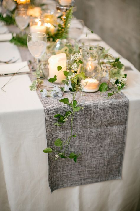 charcoal table runner - photo by Emily Wren http://ruffledblog.com/front-palmer-philadelphia-wedding Rustic Wedding Decorations, Deco Champetre, Rustic Table Runners, Tafel Decor, Table Runners Wedding, Wedding Table Decorations, Philadelphia Wedding, Deco Floral, Rustic Table