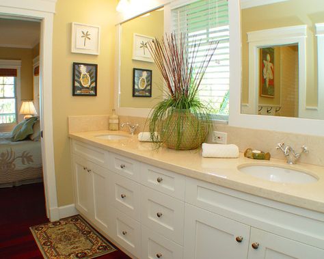 Bathroom Tropical, Narrow Bathroom Vanities, Bedroom Paint Colors Master, Unique Bathroom Vanity, Bathroom Vanity Makeover, Tropical Bathroom, Rustic Bathroom Vanities, Shaker Doors, Bathroom Furniture Vanity