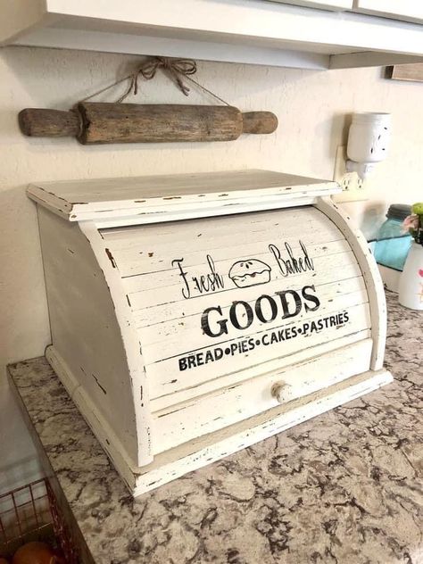 Bread Box Ideas, Repurposed Wooden Box, Farmhouse Bread Boxes, Minwax Stain Colors, Bread Holder, Silhouette Cameo Projects Vinyl, Thrift Flip Ideas, Minwax Stain, Farmhouse Boho