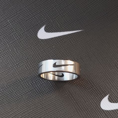 Price Firm! Bundle To Save! Brand New, Never Used Absolutely Stunning Unisex Ring Featuring Cut Out Iconic Nike Swoosh (4 Swoosh Cutouts/Ring) Medium Thickness Band Is Comfortable For Everyday Wear And Casual Enough For The Fashionable Athleisure Wear Outfit Made Of Titanium Steel For Optimal Wear Silver Tone Currently Available In Sizes 7 And 8 Cute Guy Gifts, Chunky Silver Rings Men, Men Wishlist, Gifts For Guys Christmas, Men’s Rings, Men’s Jewelry, Men Rings Aesthetic, Boy Rings, Fashionable Athleisure