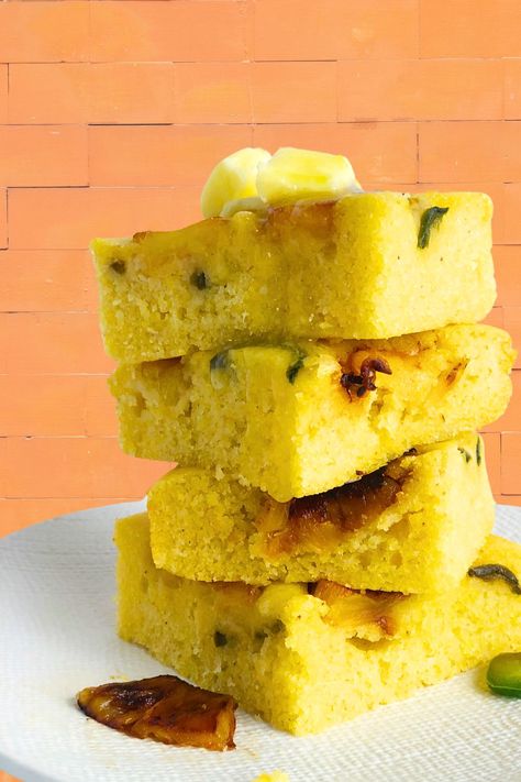 This vegan Pineapple Jalapeno Cornbread is the perfect mix of sweet and savoury. Moist and delicious, this cornbread recipe comes together quickly. Awesome with chili or soup. Pineapple Cornbread, Jiffy Cornbread Recipes, Caramelized Pineapple, Jalapeño Cornbread, Biscuit Bread, Cornbread Recipe, Canned Pineapple, Corn Bread Recipe, Plant Based Eating