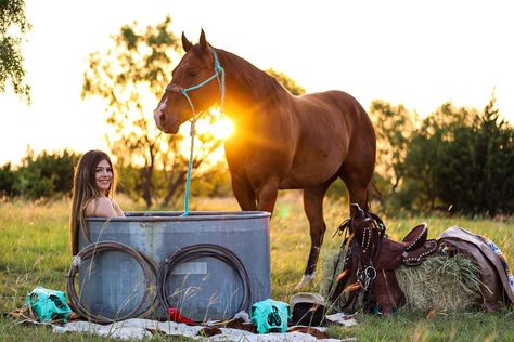 I am a photographer based out of Abilene, TX. Check out my photography on FB and IG- Backwards Arrow Photography Trough Photoshoot, Water Trough Photoshoot, Cowgirl Shoot, Tank Pictures, Western Photo Shoots, Photo Horse, 22nd Bday, Arrow Photography, Horse Photoshoot