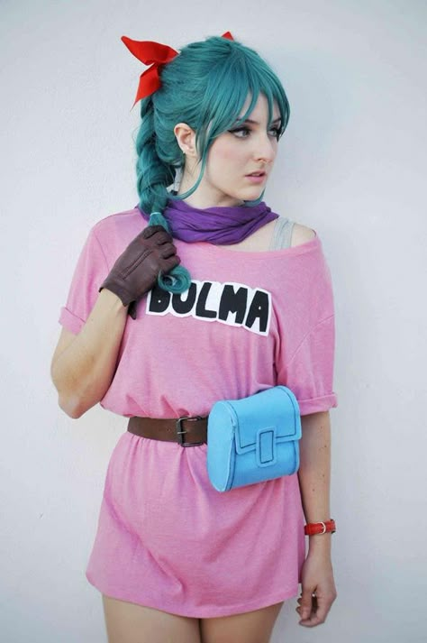 Bulma Bulma Cosplay Ideas, Bulma Costume, Bulma Cosplay, Dbz Cosplay, Belle Cosplay, Dragon Ball Z Shirt, 3d Dragon, Compression Shirts, Diy Kostüm