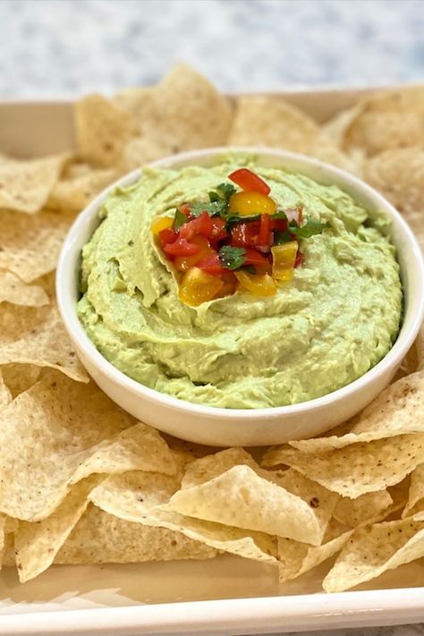 Avocado With Cream Cheese, Avocado And Cream Cheese Recipes, Guacamole With Cream Cheese, Cream Cheese Avocado Dip, Avacodo Dip Recipe, Avacodo Recipe Dip, Avocado Dip Recipe Easy, Golf Appetizers, Creamy Guacamole Recipe