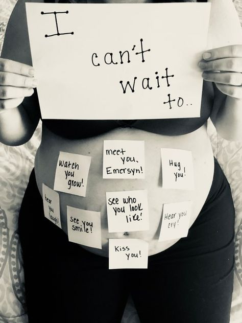 My sacrifice will be worth it. Pregnant Mom Pictures, Pregnancy Journey Photos, Maternity Photoshoot Ideas Creative, Funny Maternity Photography, 20 Week Pregnancy Photos, Creative Maternity Shoot Ideas, Funny Maternity Photos, Bills Paid, Getting Pregnant Tips