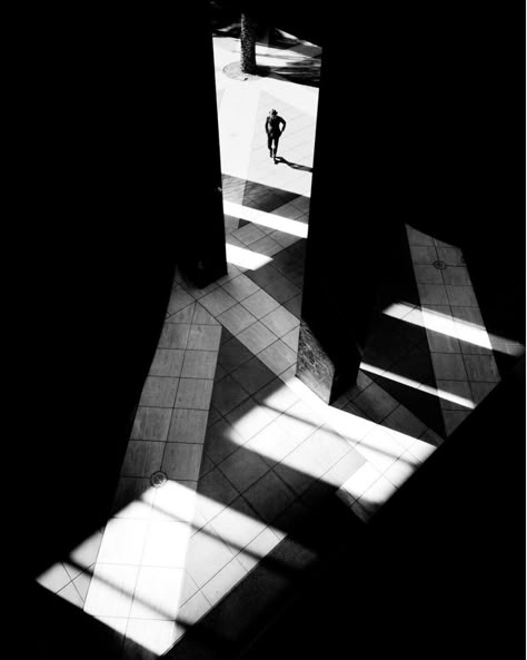 Serge Najjar, Shadow Architecture, Light And Shadow Photography, Shadow Photography, Dark Photography, Monochrome Photography, Architecture Drawing, Light And Shadow, White Photography