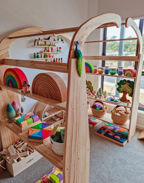 Diy Waldorf Playstand, Waldorf Kindergarten Classroom, Waldorf Playstand, Waldorf Playroom, Waldorf Kids, Daycare Decor, Kids Play Spaces, Kids Rooms Inspo, Montessori Playroom