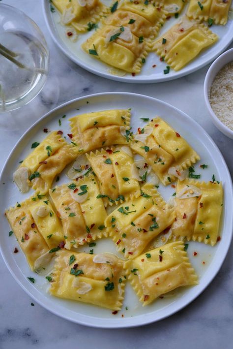 Shrimp Ravioli Recipe, Stuffed Pasta Recipes, Summer Pastas, Pasta Table, Scampi Sauce, Semolina Flour, Ricotta Ravioli, Homemade Pasta Recipe, Stuffed Pasta