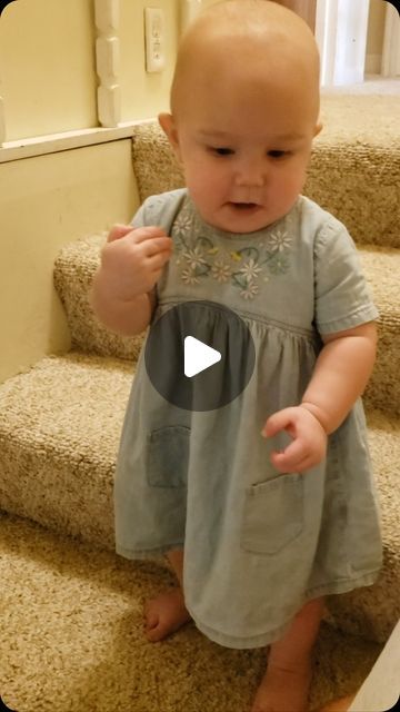 ErNha Puspa Natha on Instagram: "#baby #funny" Funny Love You Pics, Baby Pics Aesthetic, Funny Videos Baby, Baby Moving In Belly Video, Funny Sibling Pictures, Funny Babies Videos, Funny Good Night Pictures, Funny Toddlers, Baby Funny Videos