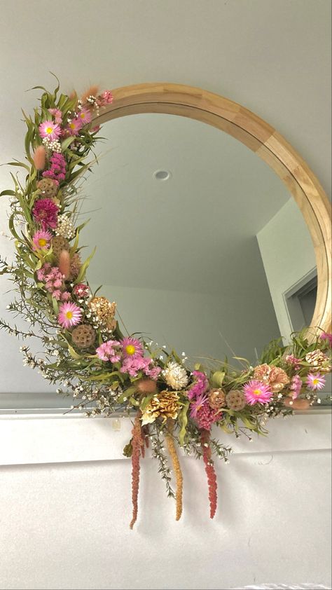 Flowers Around Mirror, Mirror With Flowers Around It, Mirror With Flowers, Floral Mirror, Flower Mirror, Forest Decor, Flower Store, Nothing But Flowers, Wooden Mirror