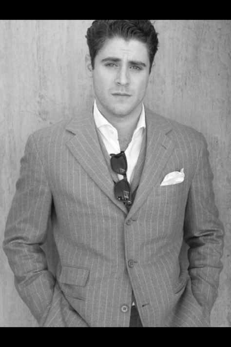 Jon abrahms Jon Abrahams, Good Looking Men, Picture Photo, Men's Blazer, Beautiful People, Eye Candy, How To Look Better, Suit Jacket, Actors