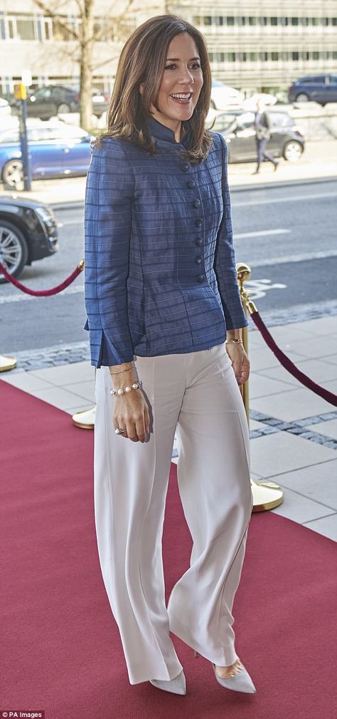 The Crown Princess Mary (pictured), 46 - who is the patron for the Danish Science Festival - officially launched the opening of a new exhibition on Thursday White Stiletto Heels, Blush Pink Skirt, Science Exhibition, Kroonprinses Mary, Mary 1, Crown Princess Mary Of Denmark, Science Festival, White Stilettos, Mary Donaldson