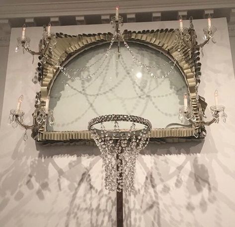 Crystal chandelier basketball hoop Bola Basket, Boujee Aesthetic, Basketball Hoop, Rich Kids, A Mirror, Wall Collage, The Wall, Aesthetic Pictures, Sake