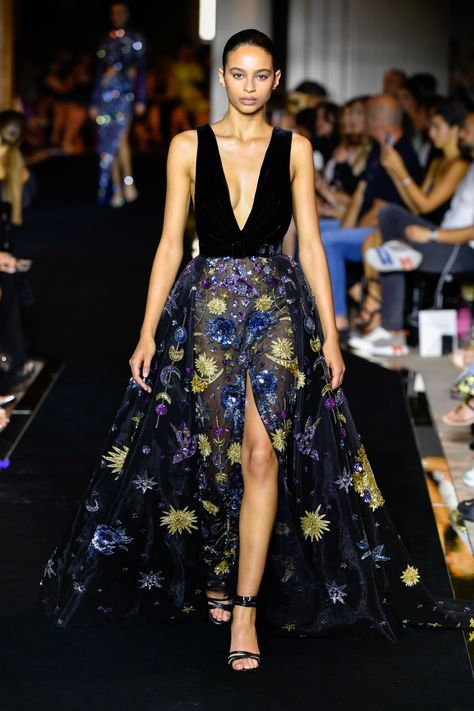 Zuhair Murad Fall 2022, Zuhair Murad Couture, Dreamy Gowns, Zuhair Murad, Fall 2022, The Collection, Runway Fashion, Fashion News, Formal Dresses Long