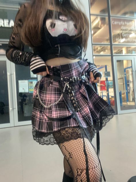 My Melody And Kuromi Outfit, Kuromi Fit, Kuromi Outfit Aesthetic, Kuromi Aesthetic Clothes, Gothcore Pink, Kuromi Fashion, Kuromi Style, Goth Barbie Aesthetic, Kuromi Inspired Outfit