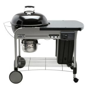 Weber Performer Deluxe 22 in. Charcoal Grill in Black 15501001 at The Home Depot - Mobile Built In Charcoal Grill, Diy Grill Table, Kettle Bbq, Gourmet Bbq, Best Charcoal Grill, Grill Cart, Charcoal Briquettes, Diy Grill, Kettle Grills