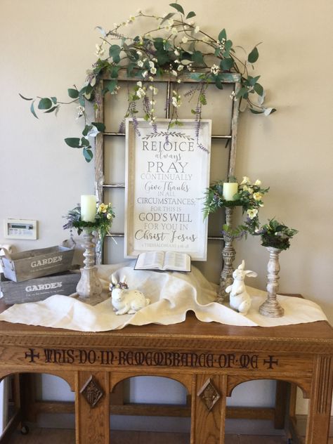 Church Foyer Welcome Table, Bible Display Ideas, Antique Decor Ideas, Decorating Hallways, Alter Ideas, Church Foyer, Church Altar Decorations, Church Altar, Pray Continually