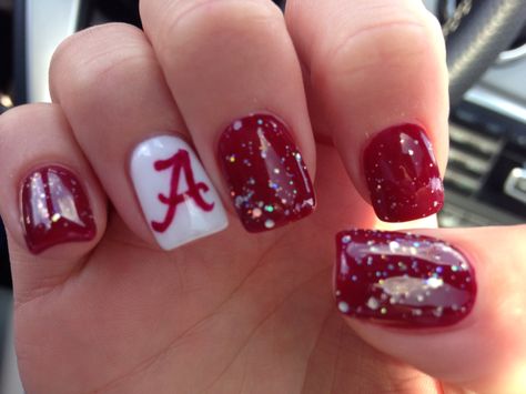 University Of Oklahoma Nails, Gameday Nails Football Season, University Of Alabama Nails, Roll Tide Nails, Crimson Tide Nails, Game Day Nails Football, Alabama Nails Crimson Tide, Alabama Football Nails, Alabama Nail Art