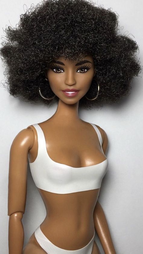 Barbie Elements, Afro Barbie, Brown Barbie, Original Barbie Doll, Afro Ponytail, Black Hairstyle, Real Barbie, Face Mold, Barbie Dress Fashion