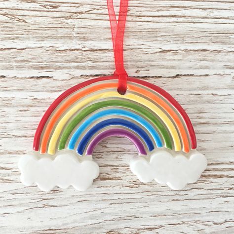 Valentines Day Ceramics Ideas, Pottery Rainbow, Ceramic Rainbow, Tree Pottery, Laurel Tree, Rainbow Christmas, Beginner Pottery, Rainbows Christmas, Clay Houses