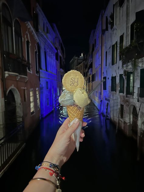 If you are visiting Venice you have to try Suso! #gelato #venice #veniceitaly Visit Venice, Venice Italy, Venice, Italy