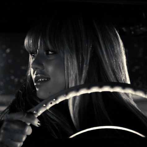 Jessica Alba - Nancy Sin City Aesthetic, Jessica Alba Sin City, Sin City 2005, Sin City Movie, Movie Icon, Sin City, Jessica Alba, City Aesthetic, The Expanse