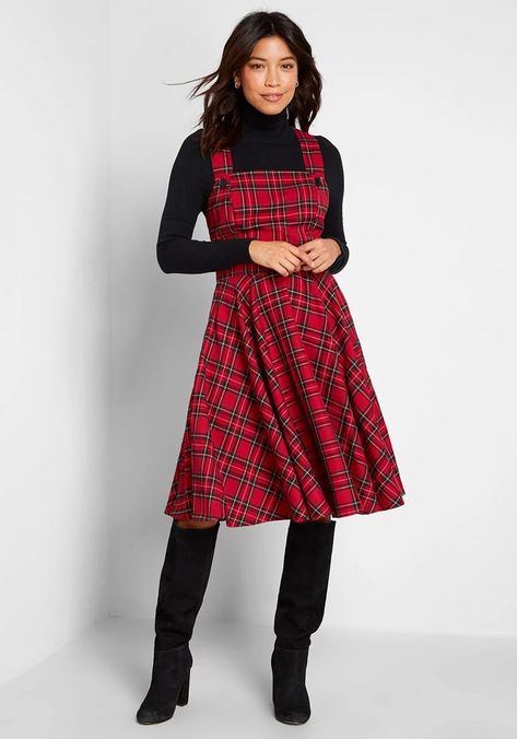 In Full Control Plaid Jumper - This red plaid jumper from Hell Bunny—in addition to its back zip closure, buttoned crisscross straps, and stretch fabric— speaks to your vintage-inspired fashion criteria with its side pockets and apron-style front. Knee Length Christmas Dresses, Cute Christmas Dresses For Women, Vintage Christmas Outfits, Vintage Christmas Outfit, Cute Christmas Dress, Full Skirt Outfit, Christmas Dress Outfit, Christmas Fashion Outfits, Prom Dress Simple