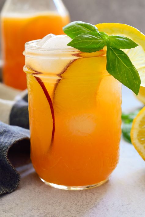 Peach nectar lemonade in a mason jar with peach slices. Peach Nectar Recipe, Nectarine Recipes, Log Ideas, Drink Syrups, Peach Nectar, Peach Recipes, Peach Lemonade, Peach Desserts, Peach Slices