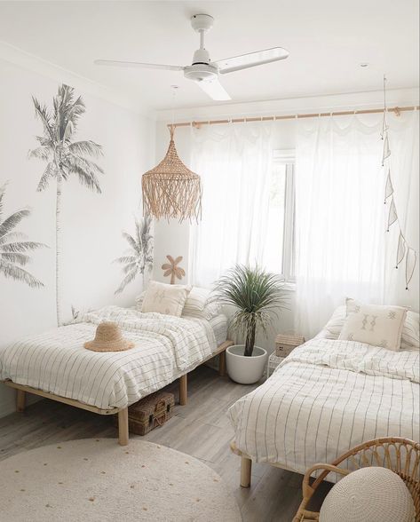 Boho Coastal Bedroom, Boys Shared Bedroom, Beachy Bedroom, Beachy Room, Kids Play Kitchen, Kids Bedroom Inspiration, Shared Bedroom, Relaxing Bedroom, Shared Room