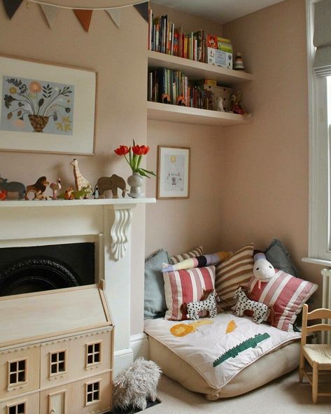 Cottage Playroom, Play Nook, Vintage Playroom, Setting Plaster, Vintage Kids Room, Kids Rooms Inspo, Kids Bedroom Inspiration, Nursery Room Design, Nursery Room Inspiration