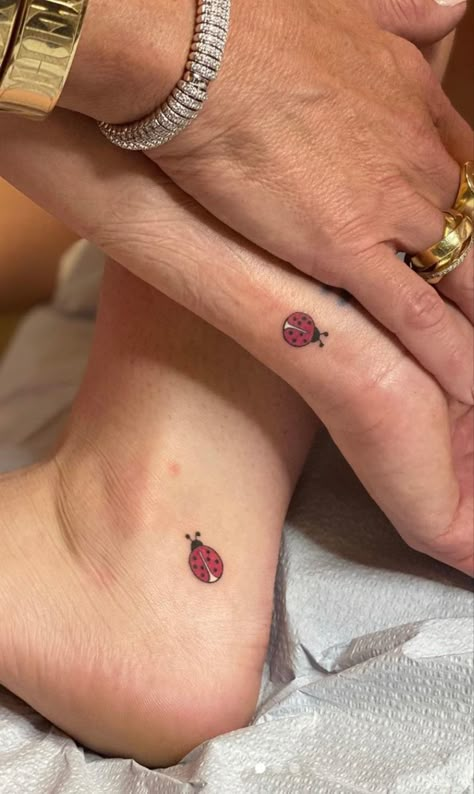 Mom And Daughter Tattoo, Ladybird Tattoo, Ladybug Tattoos, Mother And Daughter Tattoos, Remember Tattoo, Nails And Tattoos, Bug Girl, Ladybug Tattoo, Lady Bug Tattoo