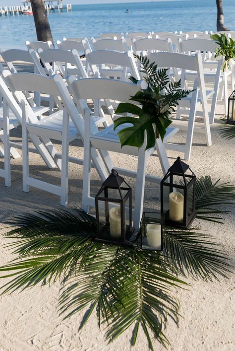 Florida Wedding Decor, Cheeca Lodge Wedding, Planner Key, Boho Ceremony, Islamorada Wedding, Tropical Wedding Theme, Taylor Wedding, Aisle Markers, Beachy Chic