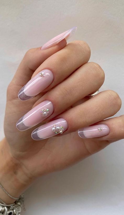 french nails, french glass nails, clear tip nails, french manicure, nail trends, french glass manicure, french clear tips, transparent tip nails, french tip nails Transparent French Nails, French Interior Nails, Clear French Nails, French Glass Nails Slim, Glass French Nails, Glass Nails Acrylic Clear, French Glass Nails, Sqaure Nails, Bubble Nails