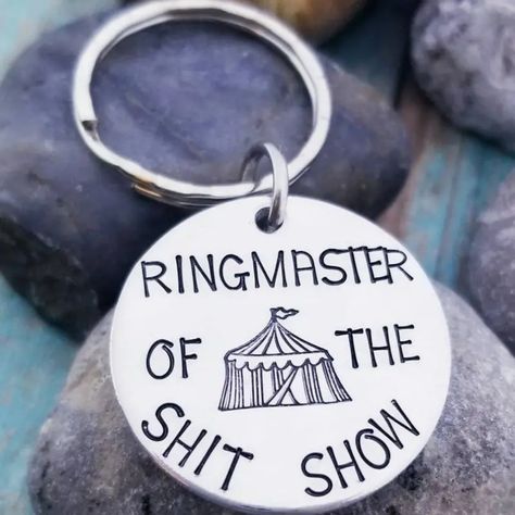 Funny Keychain For Men, Ringmaster Of The Shit Show, Funny Friend Gift, Not My Circus, Brother Gift https://share.temu.com/EnbYcZJdxOA via @shoptemu Ringmaster Of The Shitshow, Keychain Quotes, Friend Keychains, Funny Best Friend, Funny Keychain, Not My Circus, Funny Gifts For Friends, Silver Keychain, Uncle Gifts