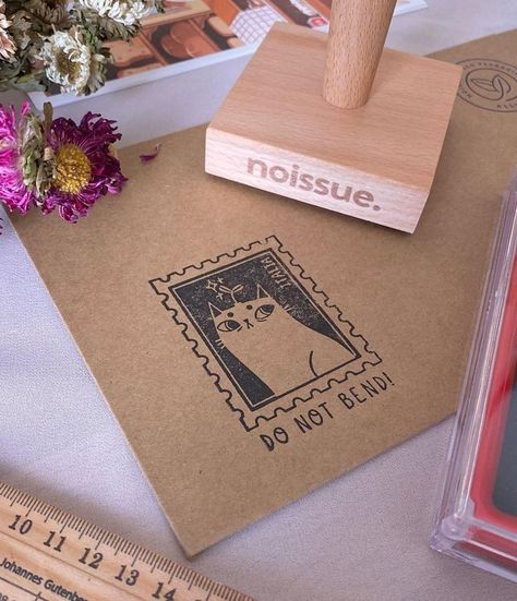 Business Stamp Design, Stamp Sticker Design, Cool Stamps Designs, Stamp Packaging Design, Simple Stamp Design, Cute Stamp Ideas, Stamp Illustration Design, Small Stamp Ideas, Cute Small Business Packaging