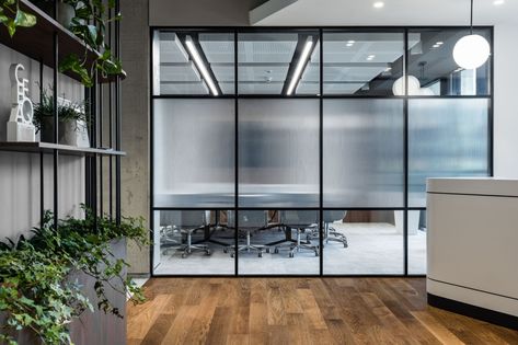 Yareal Offices - Warsaw | Office Snapshots Office Partitions Wall, Glass Wall Office, Open Concept Office, Glass Partition Designs, Small Office Design Interior, Contemporary Office Design, Small Office Design, Industrial Office Design, Office Design Inspiration