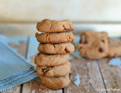 Gluten Free Chocolate Chip Cookies Recipe *Can be Made with Yacon Syrup Yacon Syrup Recipes, Gluten Free Chocolate Chip Cookies Recipe, Basic Cookie Dough Recipe, Yacon Syrup, Soft Gingerbread Cookies, Almond Flour Cookies, Fudge Cookies, Gluten Free Chocolate Chip Cookies, Chocolate Chip Cookies Recipe