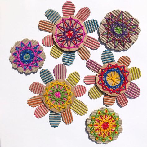 HAPPY FRIDAY! Sharing our WOVEN FLOWERS to celebrate the start of the weekend! Join our #powerfulflowershow all through May with this… | Instagram Woven Flowers, Easy Yarn Crafts, Kindergarten Art Lessons, Shabby Chic Easter, Classroom Art Projects, Easy Easter Decorations, Easter Tree Decorations, Crafts For Seniors, Ideas For Easter Decorations