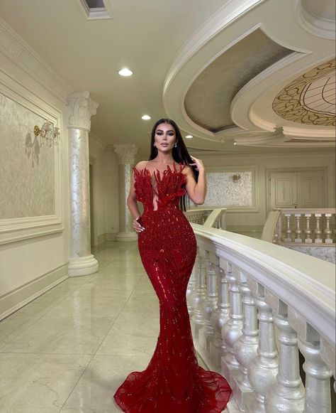 Champagne Evening Gown, Matric Dress, Matric Dance Dresses, Prom Dress Red, Green Champagne, Party Dress Classy, Beaded Mermaid, Matric Dance, Gold Evening Dresses