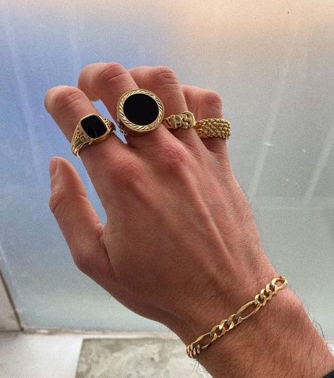 Signet Rings Women, Mens Rings Fashion, Mens Gold Jewelry, Mens Gold Rings, Mens Gold Bracelets, Gold Chains For Men, Gold Rings Fashion, Jewellery Store, Black Onyx Ring