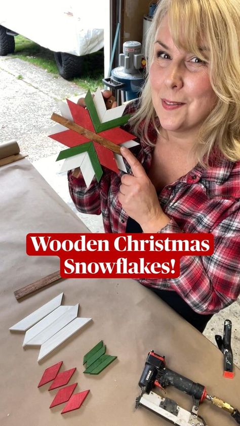 Follow along as I make these DIY Wooden Christmas Snowflakes. They are an easy beginner project. Click to see a full tutorial. Diy Wood Snowflakes, Wooden Snowflakes Diy, Snowflake Tutorial, Money Making Projects, Winter Wood Crafts, Christmas Diy Wood, Wood Snowflake, Snow Flakes Diy, Wooden Snowflakes