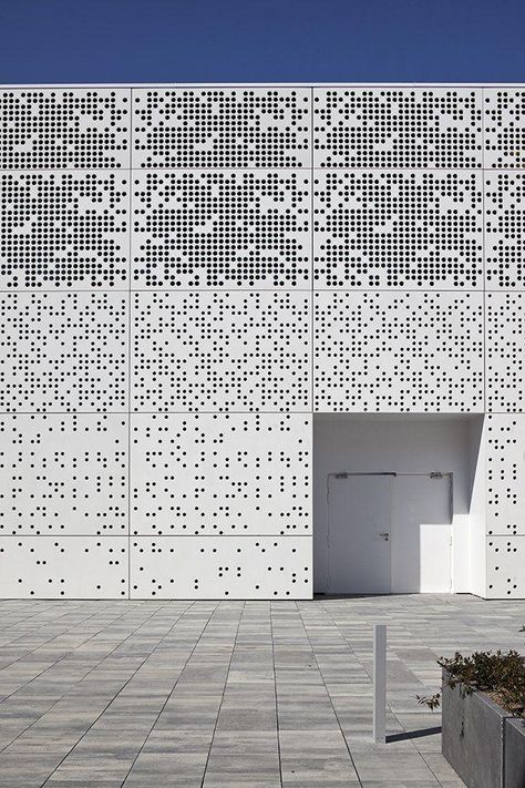 Screen Facade, Facade Pattern, Building Skin, Metal Facade, Facade Material, Metal Cladding, Lan Can, Metal Screen, Perforated Metal