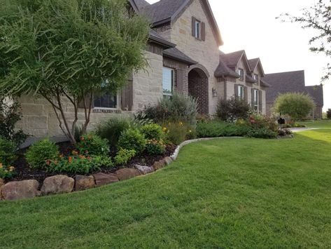 Partnering With An Expert for Large-Scale Landscaping Large Scale Landscaping, Texas Front Yard, Yard Landscape Ideas, Front Yard Landscape, Walkway Landscaping, Decorative Gravel, Yard Landscape, Landscaping Images, Rain Water Collection