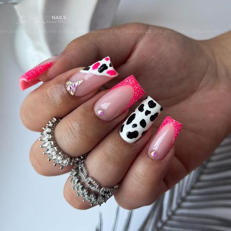 #nails #nailart #nailsofinstagram #manicure #nailsoftheday #gelnails #u #beauty #nail #nailsart #nailsdesign #nailsonfleek #naildesign #acrylicnails #nailtech #nailstagram #naildesigns #nailstyle #instanails #nailsnailsnails #nailartist #nailpolish #nailinspo #love #nailswag #inspire #gelpolish #unhas #gel #glitternails #toenails #pedicure #toenailart Cowprint French Tip Nail Design, Pink Western Nails, Country Acrylic Nails, Rodeo Nails, Cowboy Nails, Western Nails, Country Nails, Cow Nails, Cute Simple Nails